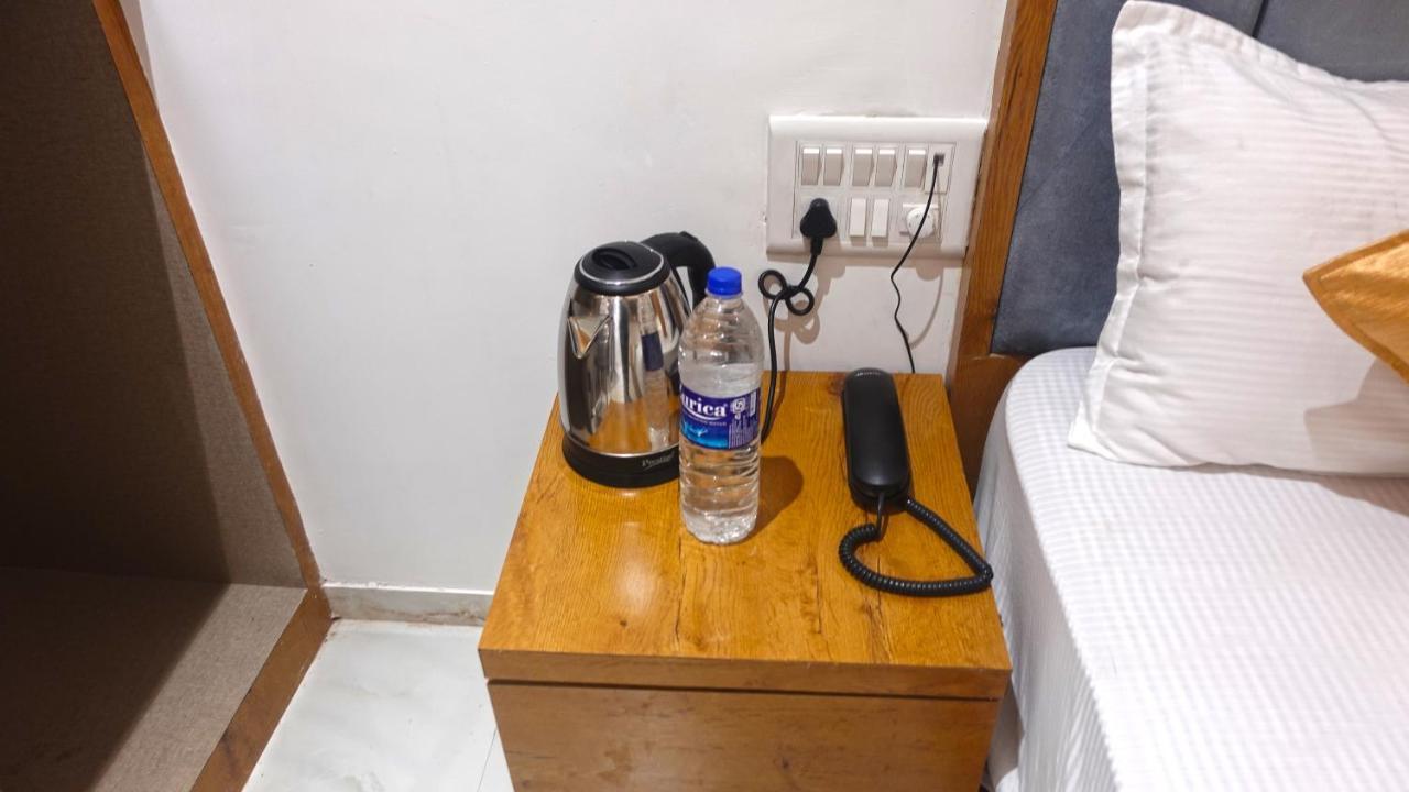 Hotel Palms Residency, Chembur Bombay Extérieur photo