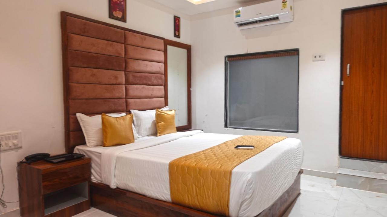 Hotel Palms Residency, Chembur Bombay Extérieur photo