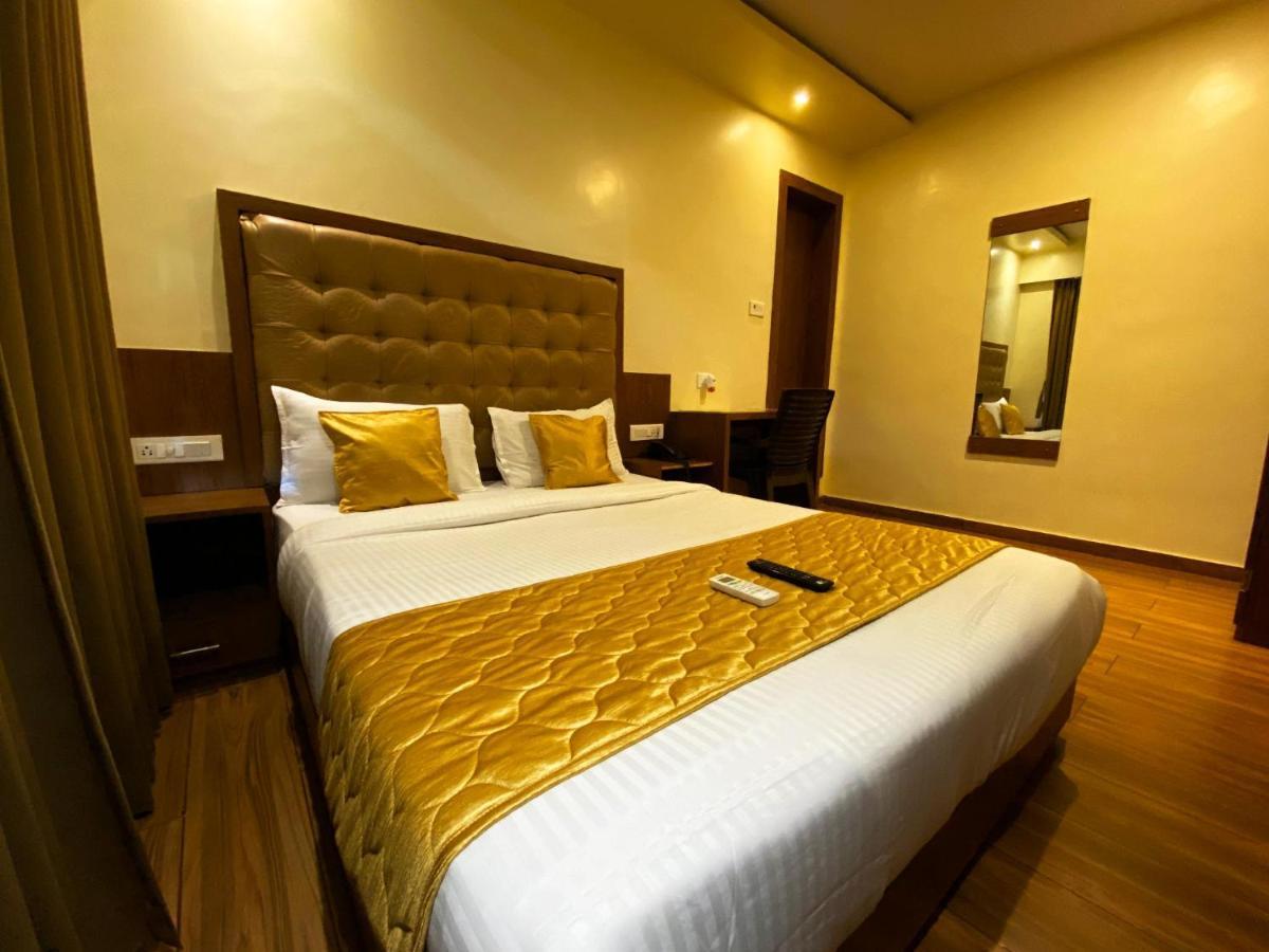 Hotel Palms Residency, Chembur Bombay Extérieur photo