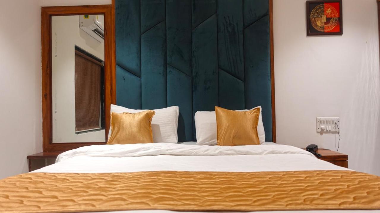 Hotel Palms Residency, Chembur Bombay Extérieur photo