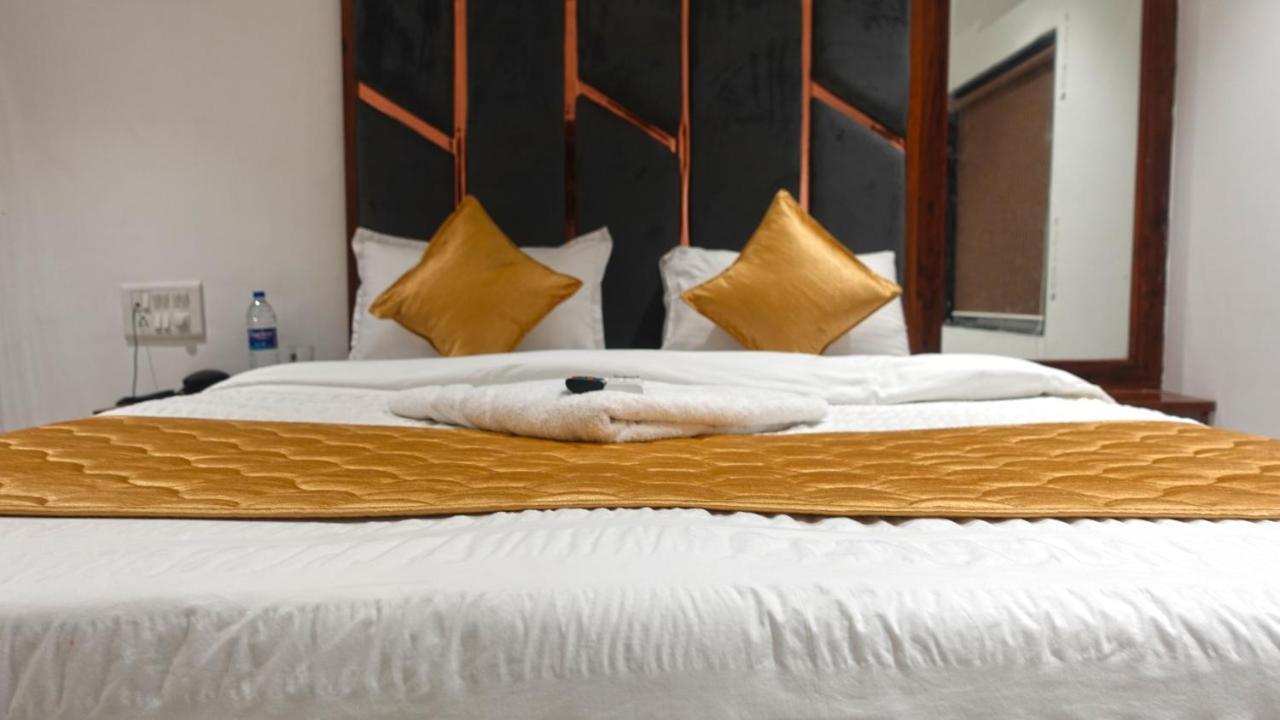 Hotel Palms Residency, Chembur Bombay Extérieur photo