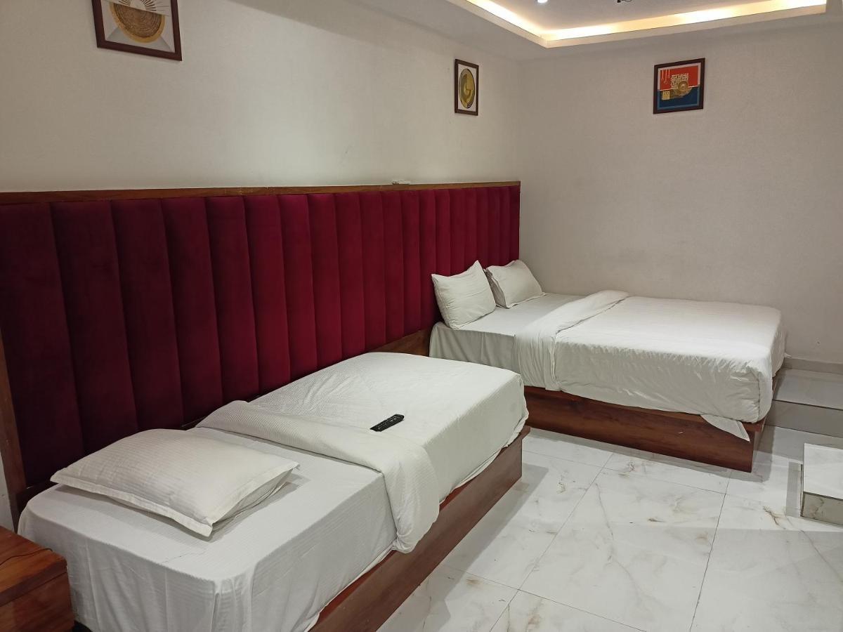 Hotel Palms Residency, Chembur Bombay Extérieur photo