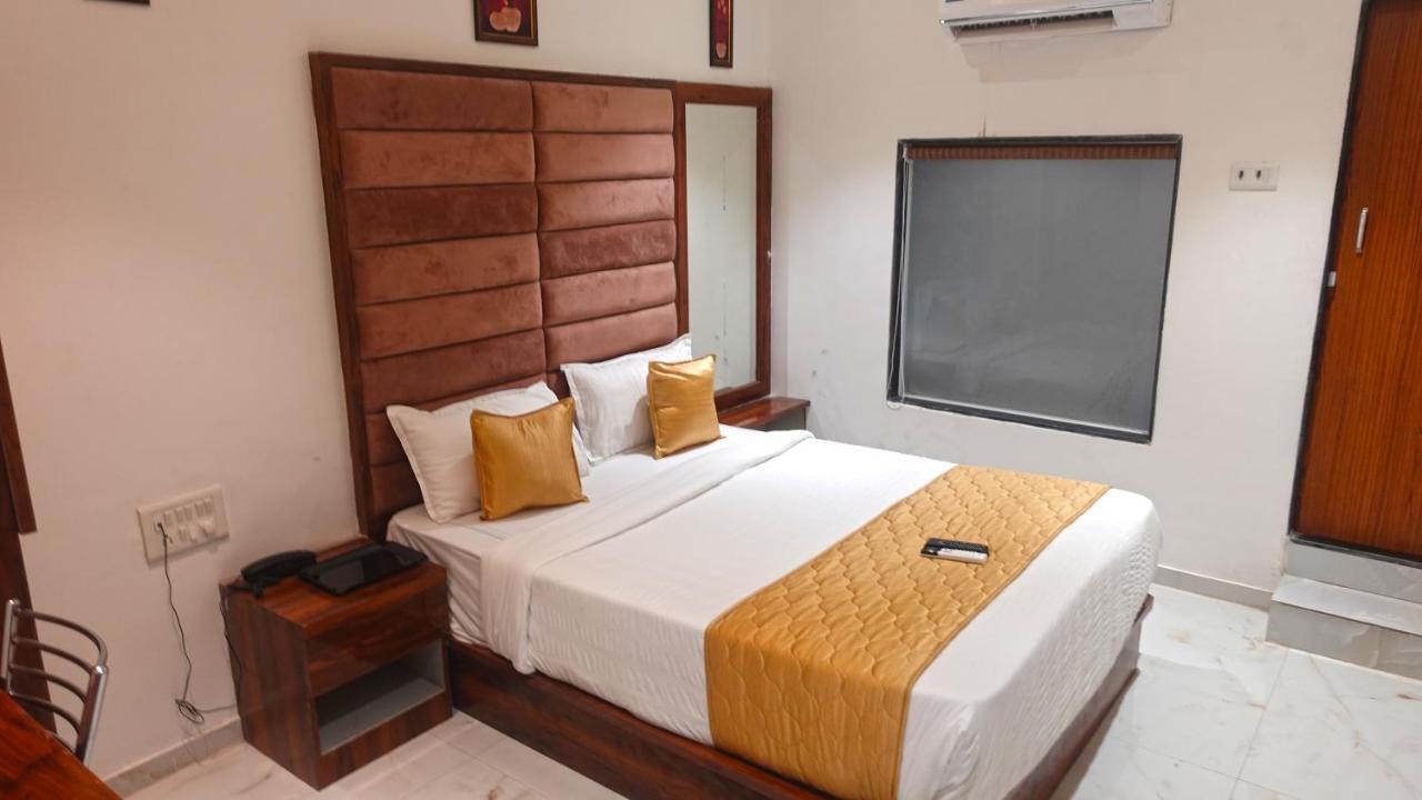 Hotel Palms Residency, Chembur Bombay Extérieur photo