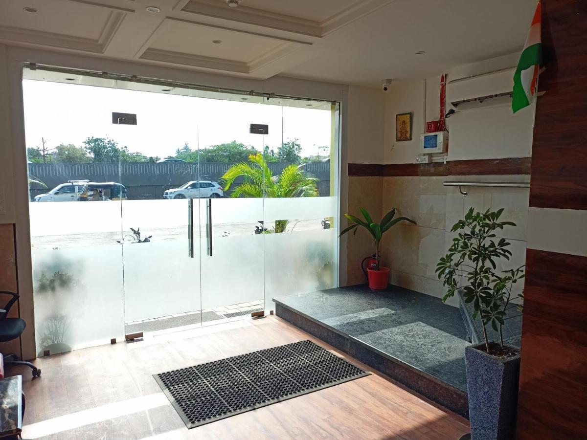 Hotel Palms Residency, Chembur Bombay Extérieur photo