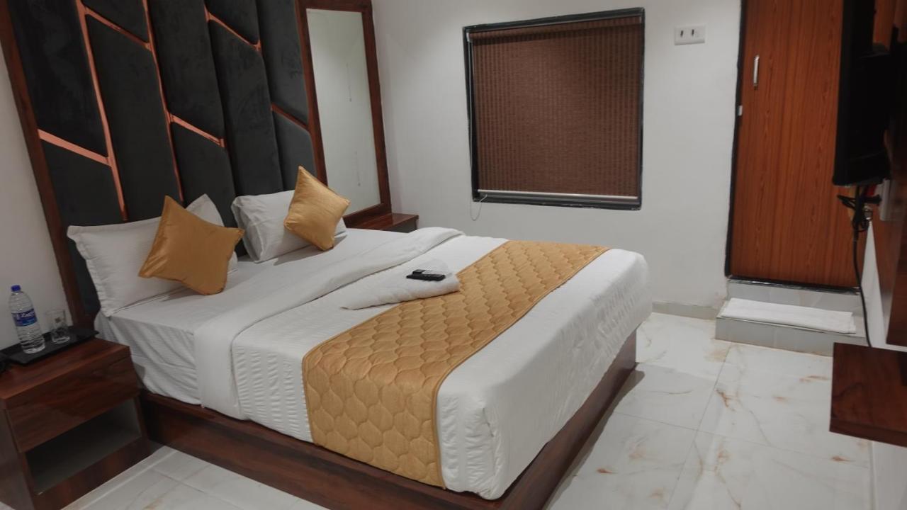 Hotel Palms Residency, Chembur Bombay Extérieur photo